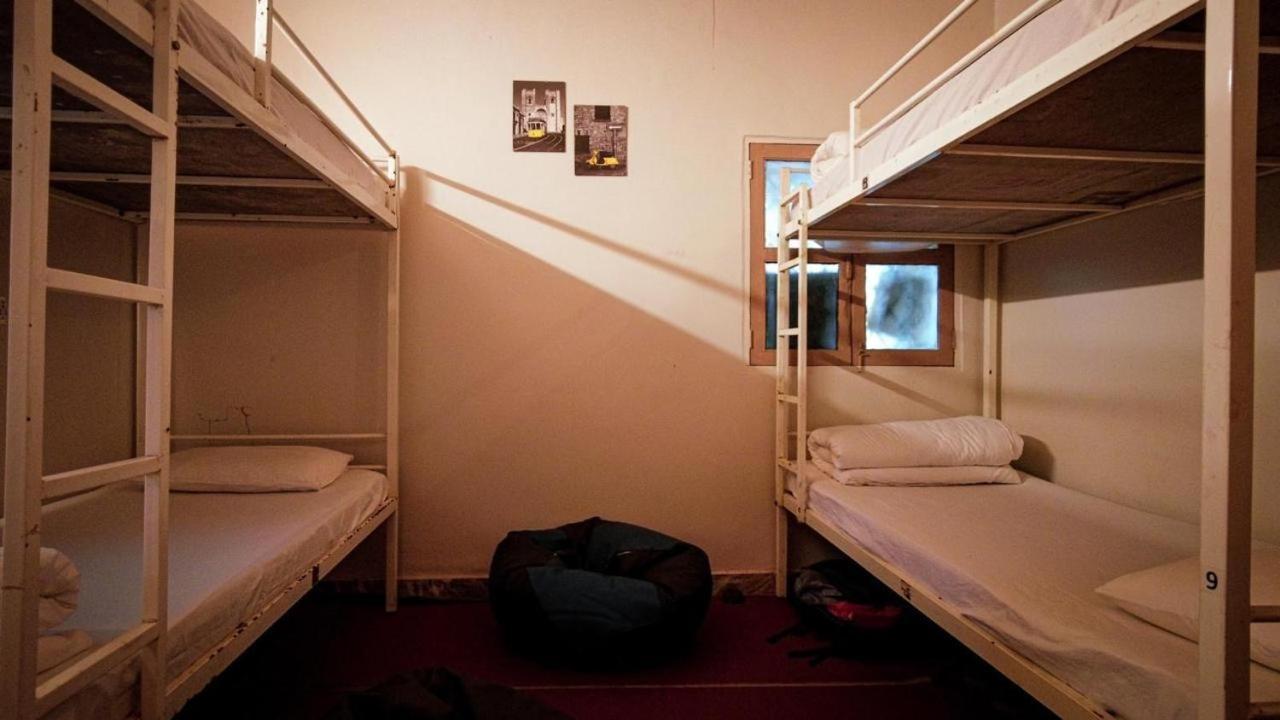 The Peace Hostel 阿姆波尔 外观 照片